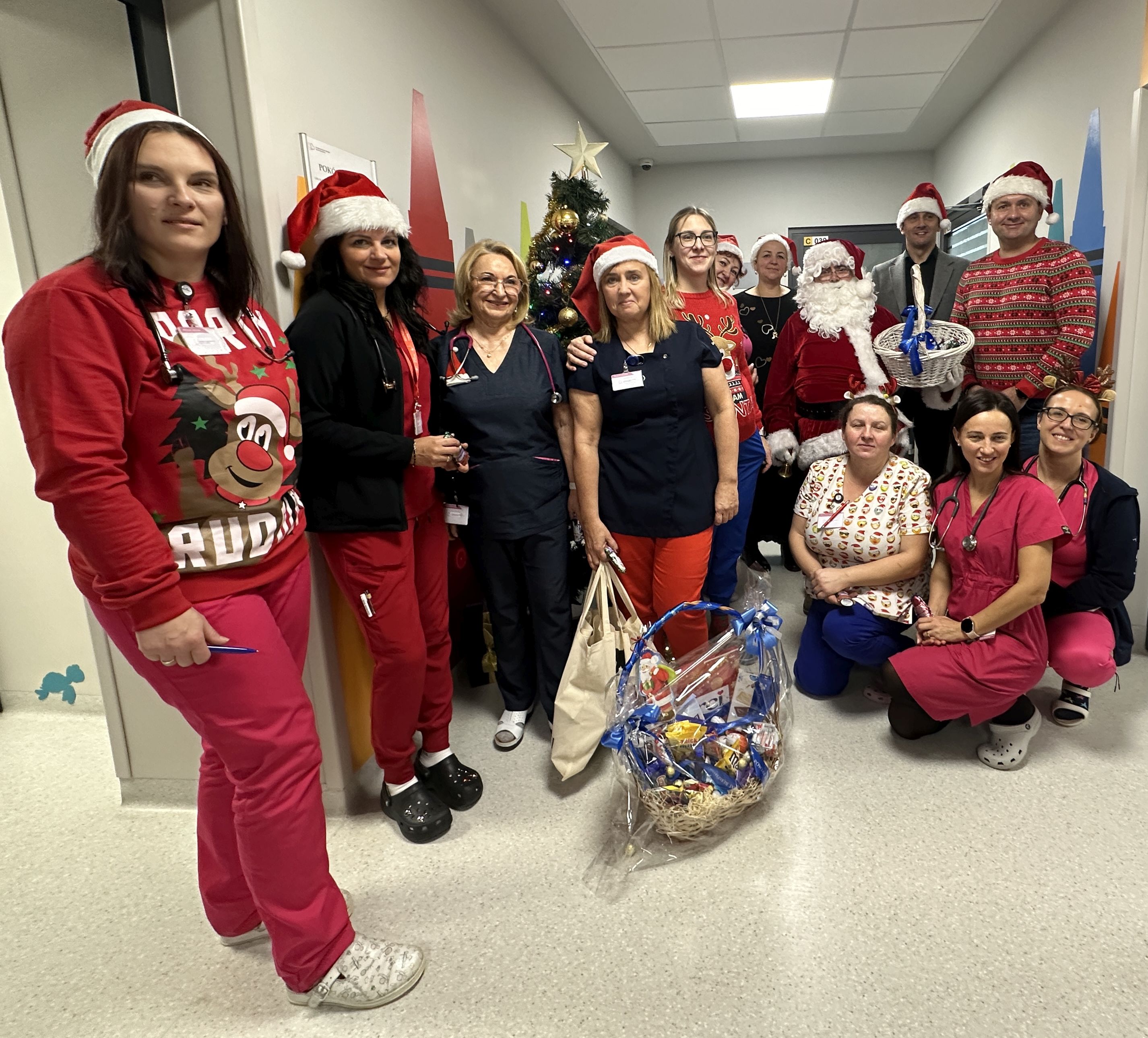 Święty Mikołaj z wizytą u najmłodszych pacjentów!