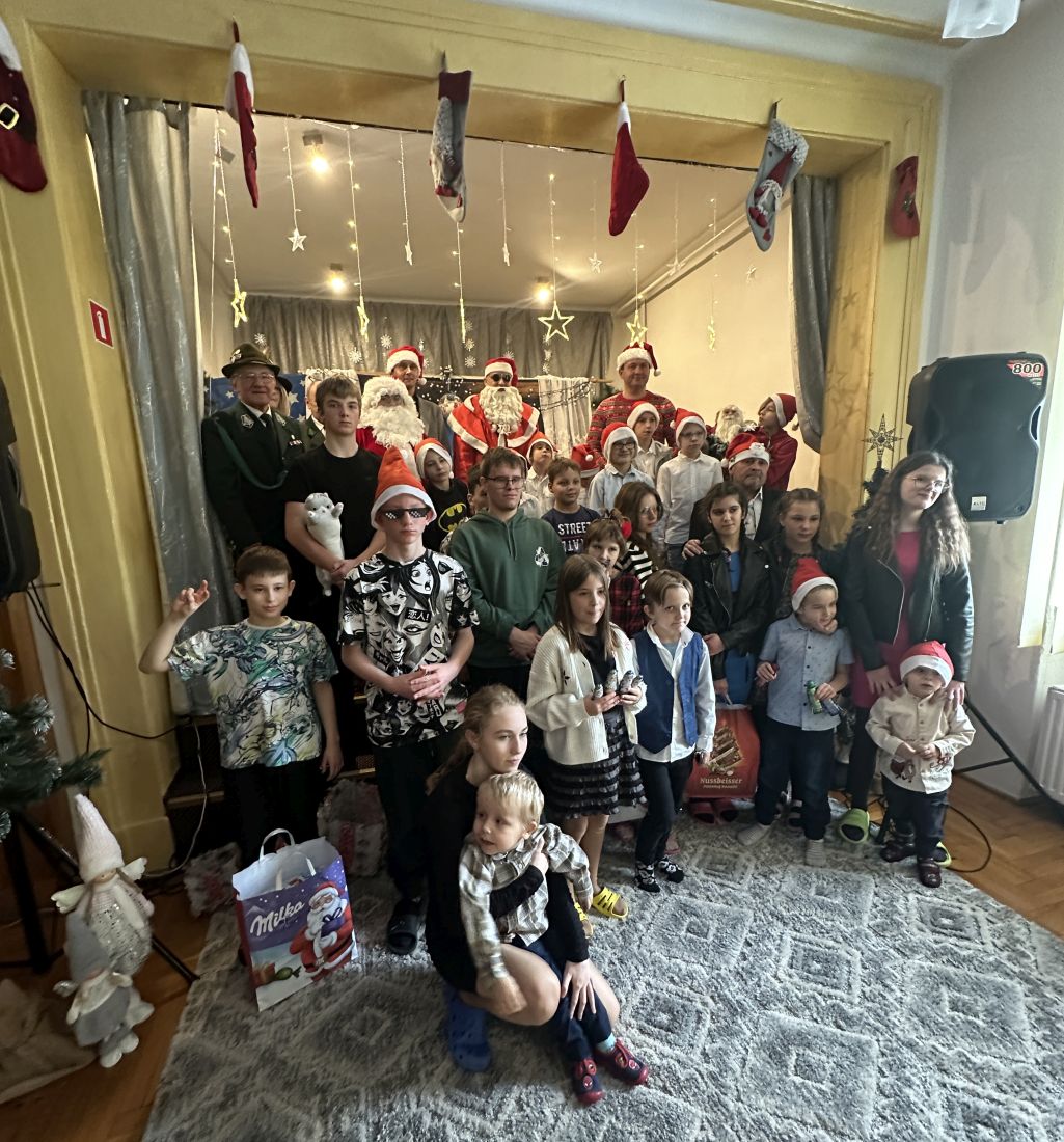 Dzieci z CAPOW odwiedził Święty Mikołaj!