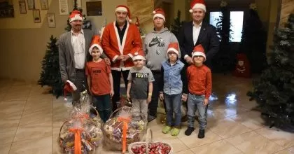 Z mikołajkową wizytą w CAPOW!