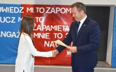 Pasowanie na uczniów pierwszoklasistów z II LO im. Stanisława Wyspiańskiego!
