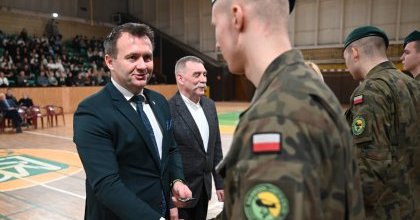 Ślubowanie uczniów ZSOiT w Czeladzi