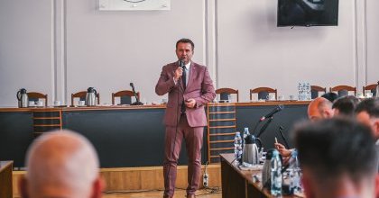 Zarząd Powiatu Będzińskiego z wotum zaufania i absolutorium