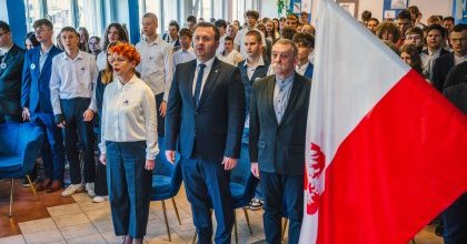 Ślubowanie klas pierwszych i Święto Szkoły  w Centrum Kształcenia Ustawicznego i Zawodowego w Będzinie