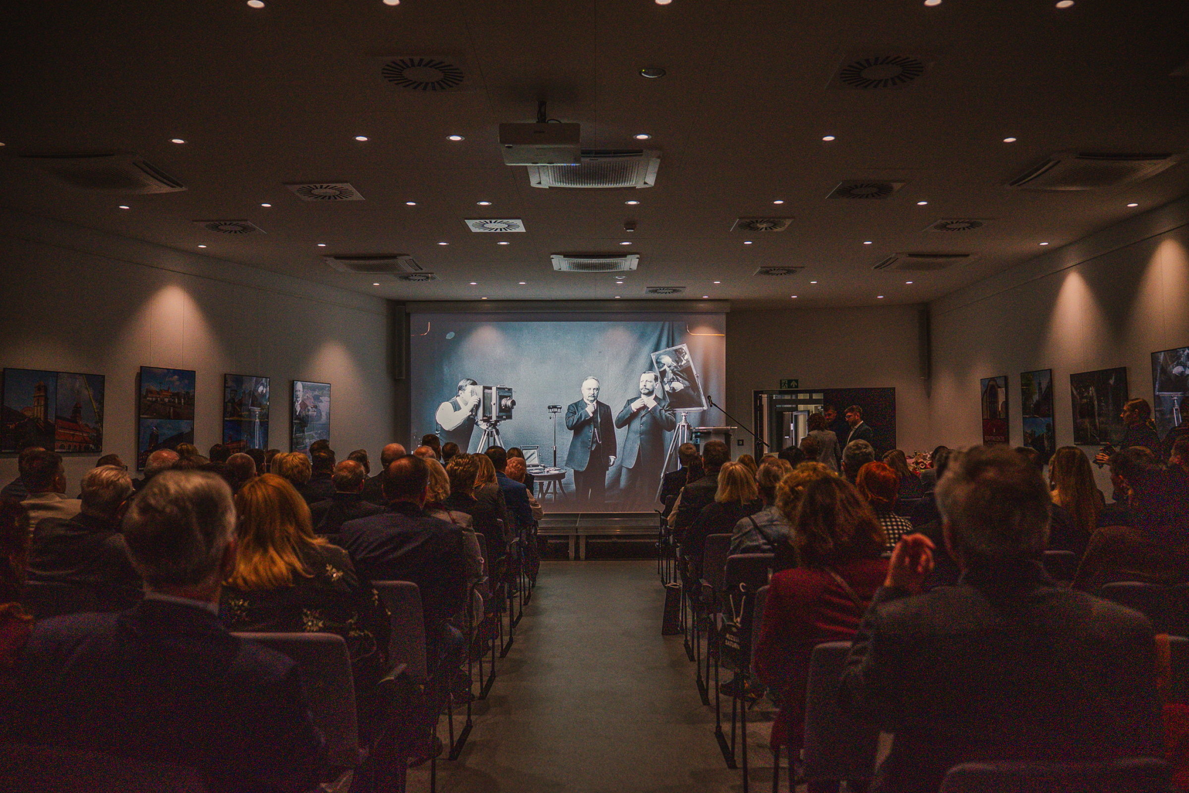 Otwarcie wystawy "Górnicza tożsamość Zagłębia" i 20-lecie Galerii Sztuki Współczesnej "Elektrownia"