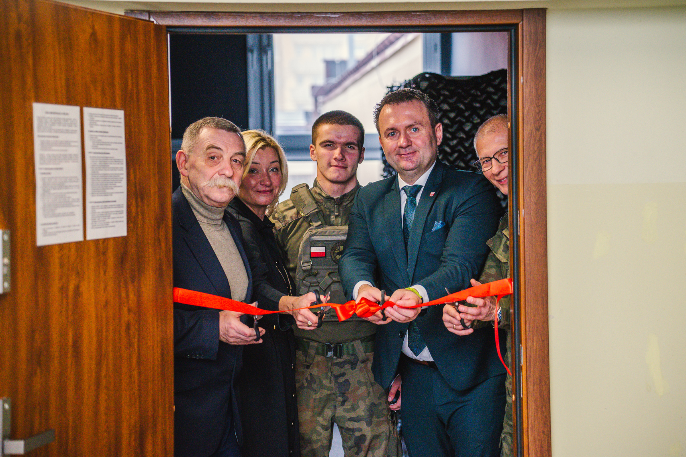 Otwarcie strzelnicy wirtualnej w ZSOiT w Czeladzi