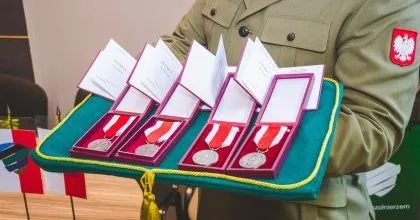 Medale „Za zasługi dla obronności kraju” wręczone w Wojskowym Centrum Rekrutacji w Będzinie