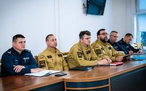 Konferencja dotycząca bezpieczeństwa (2)