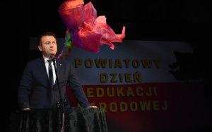 Powiatowy Dzień Edukacji Narodowej. Grono Pedagogiczne uczciło swój dzień w TDZ! (2)