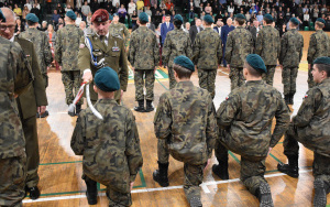 Ślubowanie klas mundurowych ZOSiT Czeladź (11)