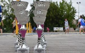 Puchary dla uczestników zawodów siatkarskich