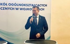 Ślubowanie w ZSOiT w Wojkowicach (7)