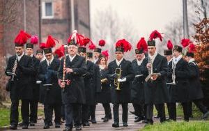 Barbórkowy capstrzyk w Powiecie Będzińskim: górnicy uczcili świętą Barbarę  (3)