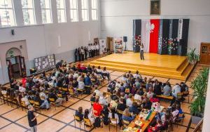 Wręczenie nagród w konkursie języków romańskich (4)