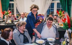 Świąteczne spotkanie w Warsztatach Terapii Zajęciowej przy Stowarzyszeniu „Bądź z Nami” (5)