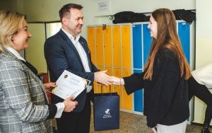 V Powiatowy Konkurs Plastyczno- Językowy (2)