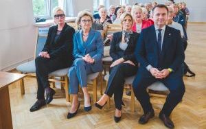 Odsłonięcie ławeczki kard. Jean Marie Lustigera (2)