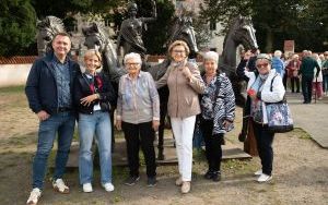 Seniorzy z Będzina poznawali historię ziemi opolskiej (5)