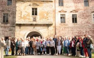 Seniorzy z Będzina poznawali historię ziemi opolskiej (10)